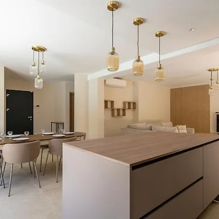 La Mesange Avec Piscine Et Jardin Villa *