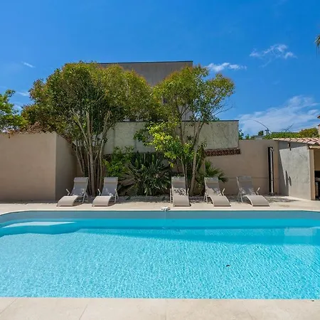 La Mesange Avec Piscine Et Jardin アンティーブ