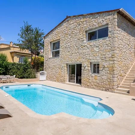 ヴィラ La Mesange Avec Piscine Et Jardin アンティーブ